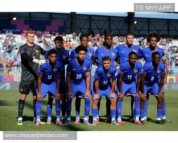 足球比赛快讯：精彩瞬间回顾与赛果分析，助你掌握最新动态与球队表现